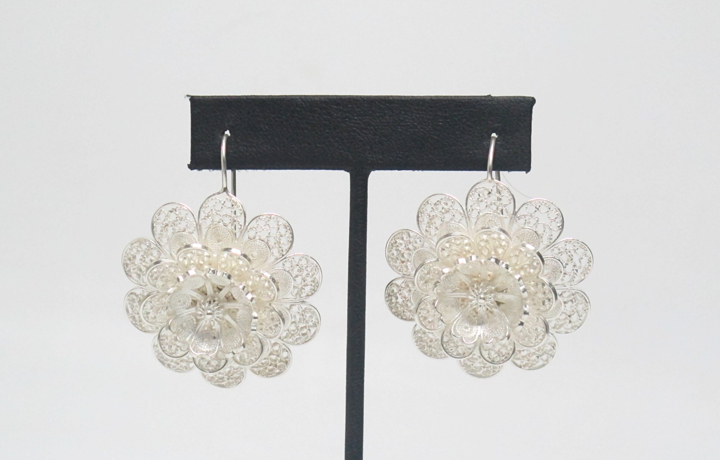 Par de aros flor Gardenia